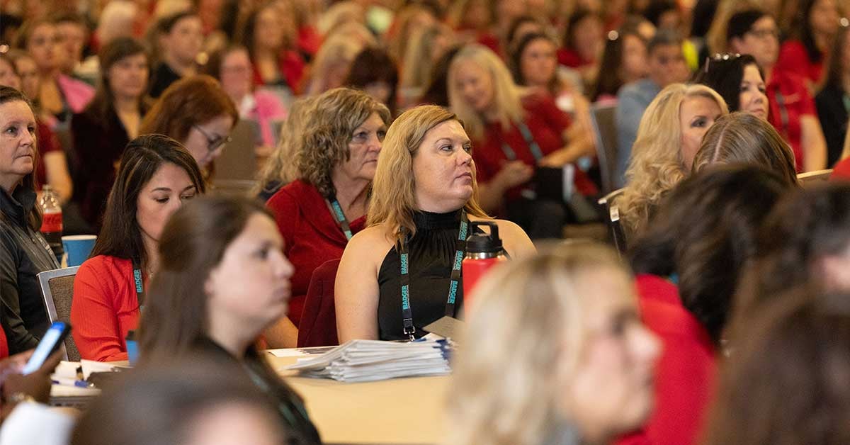 2023-accelerat-conference-crowd-1200x628