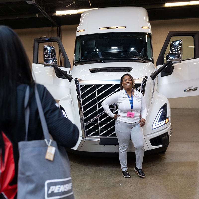 2024-Accelerate-Conference-Expo-Truck-Tour-Attendee-Posing-800x800