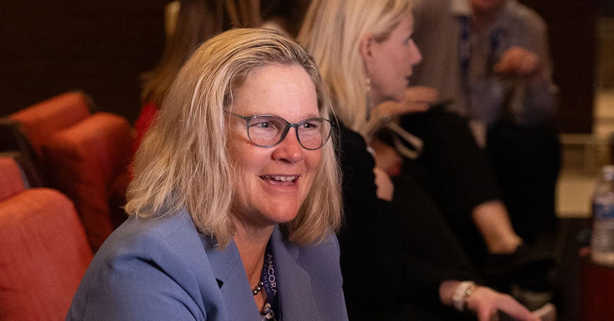 Bonnie-Michael-candid-1200x628